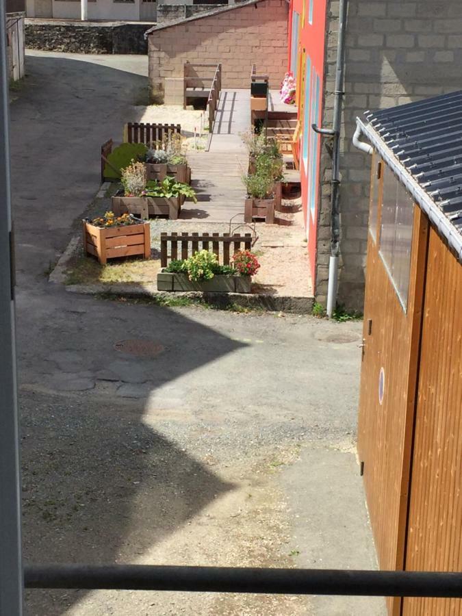 Le Petit Logement Daire Pre-en-Pail-Saint-Samson Dış mekan fotoğraf